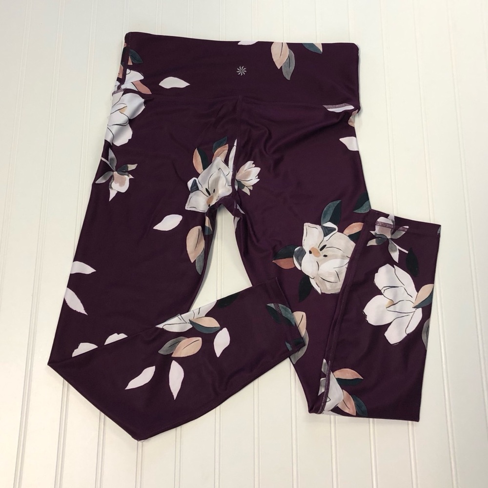 Gently used Athleta Floral Elation 7/8 in M